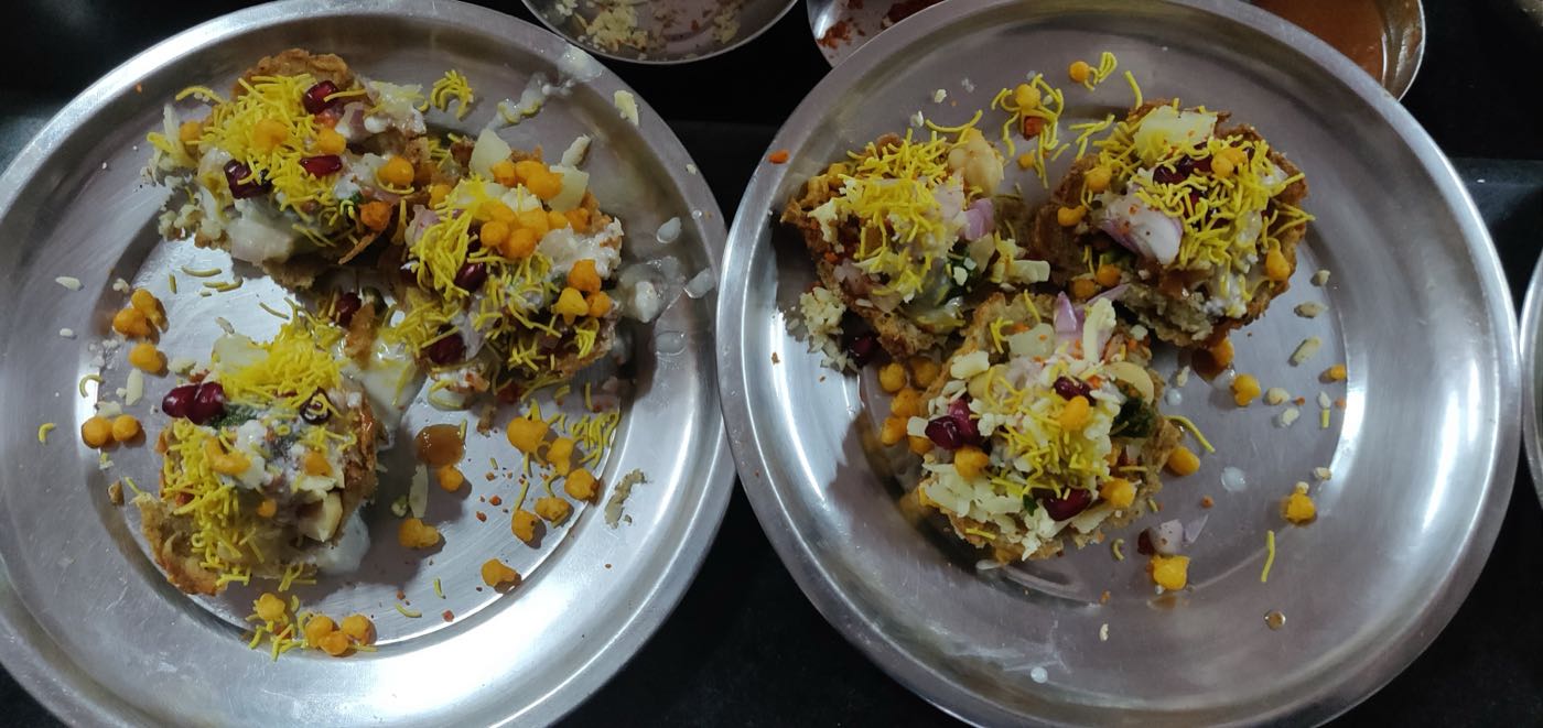 Aloo tokri chaat