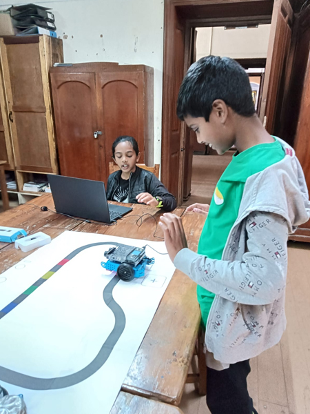 gardening in blue mountain school
