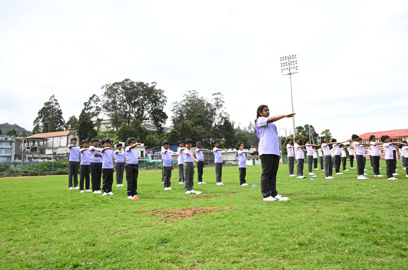 pottery class at blue mountain school